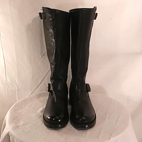 🔥 Like New Frye Back Leather Boots. - Picture 10 of 12